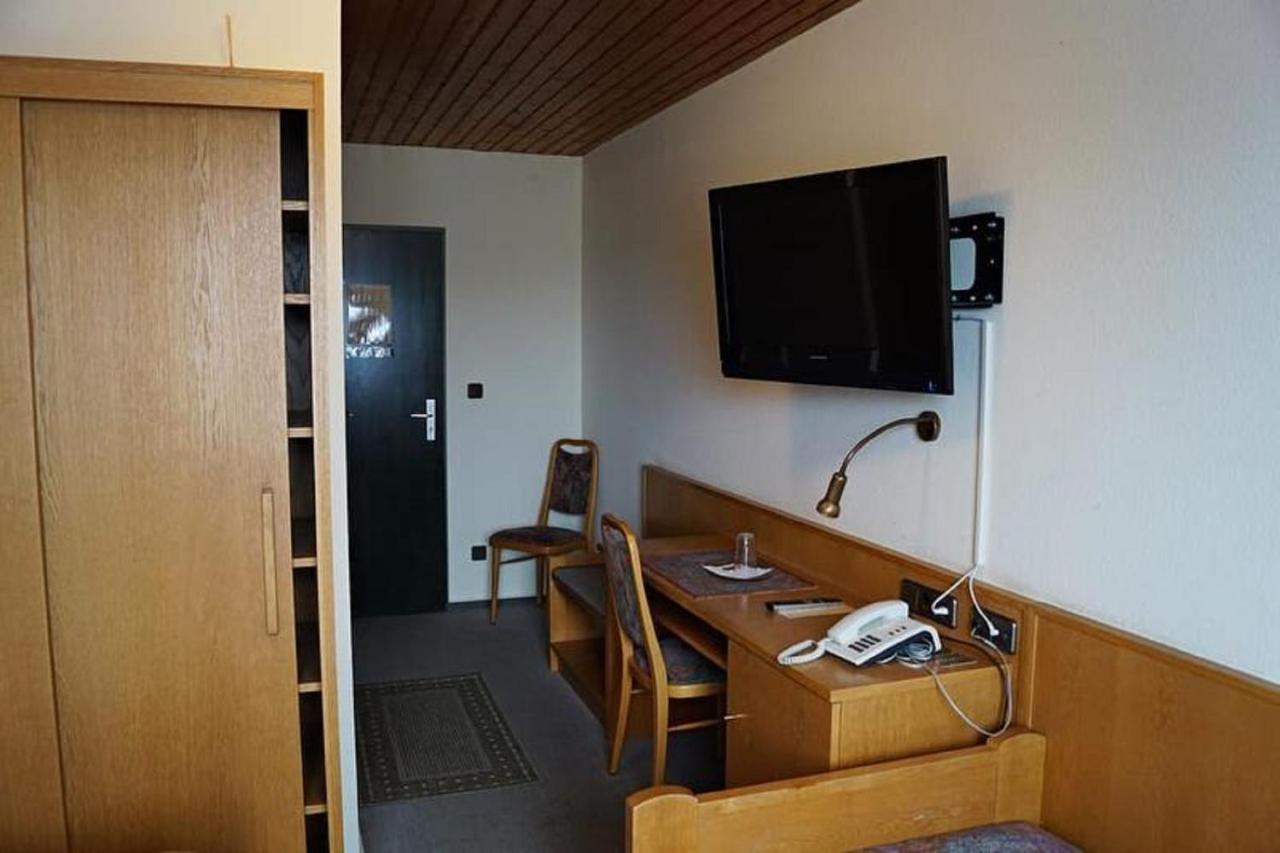 Hotel-Landgasthof Henghuber Rötz Exteriör bild